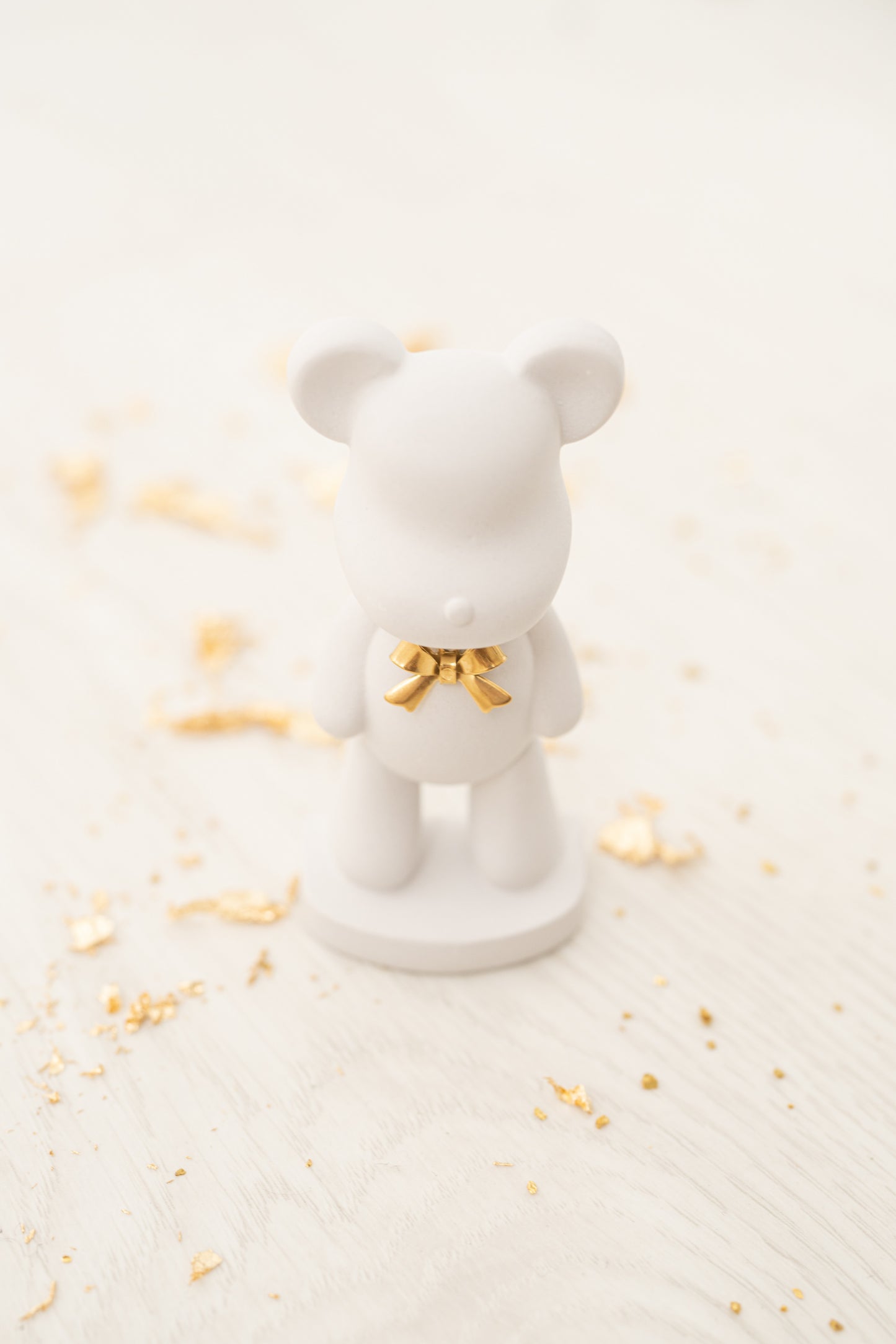 Ratinho com laço de aço