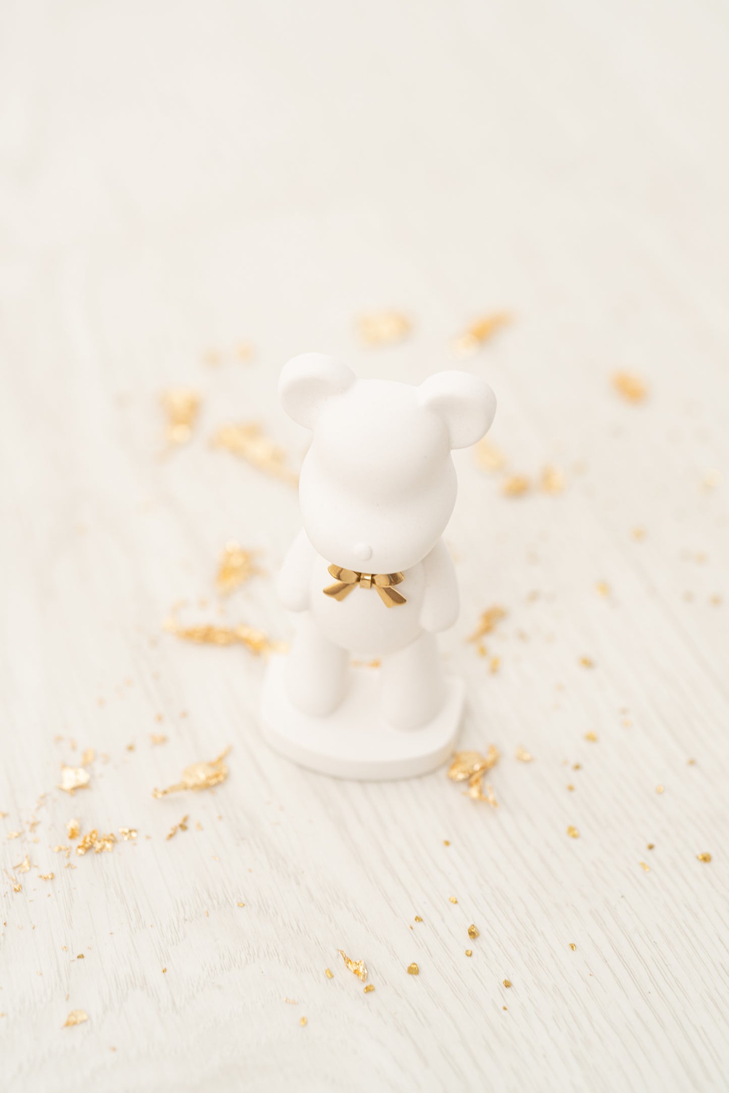 Ratinho com laço de aço