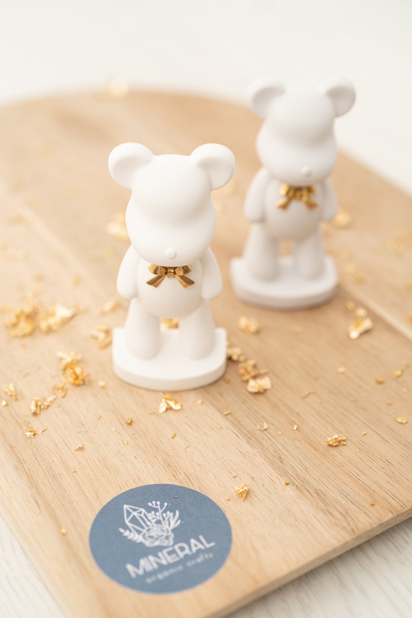 Ratinho com laço de aço